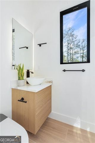 3270 Lee Street SE, Smyrna, GA 30080