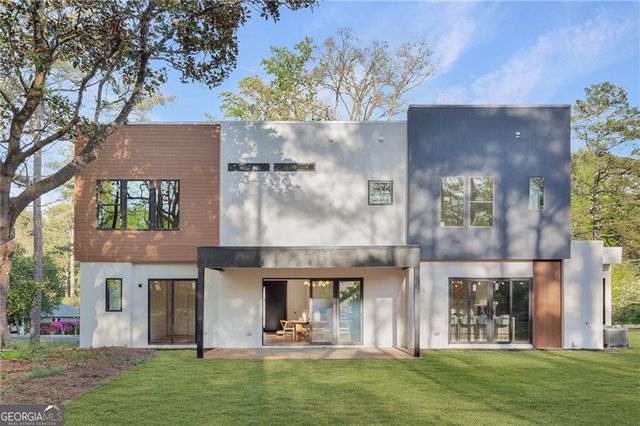 3270 Lee Street SE, Smyrna, GA 30080