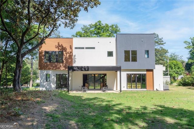 3270 Lee Street SE, Smyrna, GA 30080
