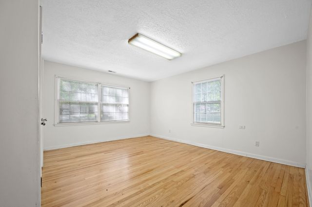 400 EDGEWOOD DRIVE, Tullahoma, TN 37388