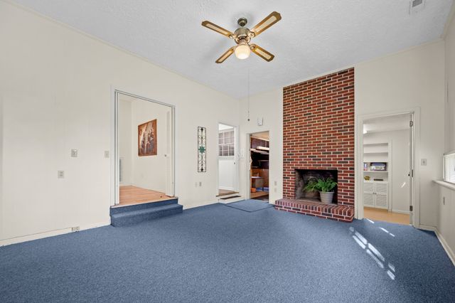 400 EDGEWOOD DRIVE, Tullahoma, TN 37388