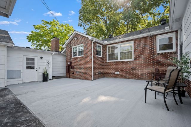 400 EDGEWOOD DRIVE, Tullahoma, TN 37388