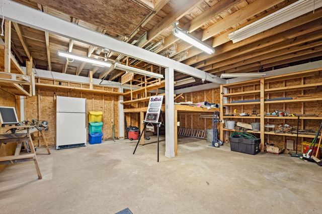 400 EDGEWOOD DRIVE, Tullahoma, TN 37388
