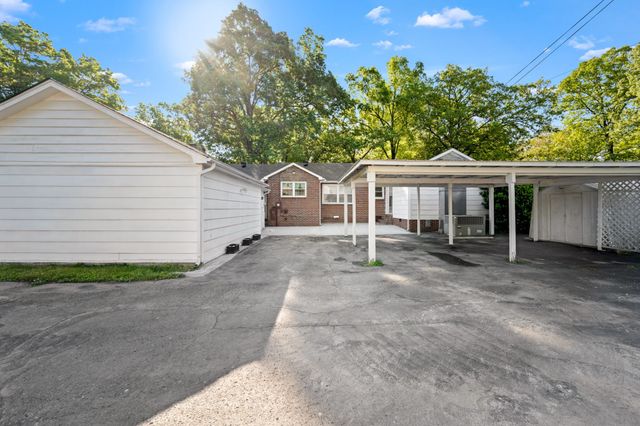 400 EDGEWOOD DRIVE, Tullahoma, TN 37388