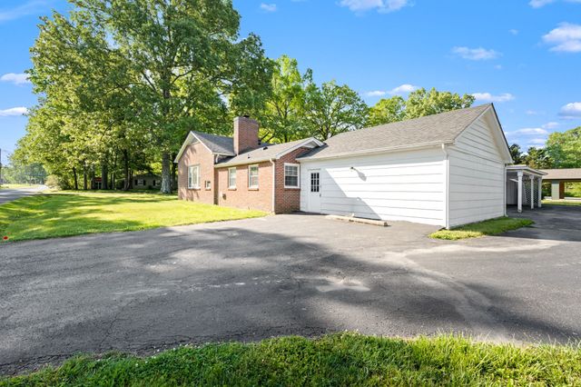 400 EDGEWOOD DRIVE, Tullahoma, TN 37388