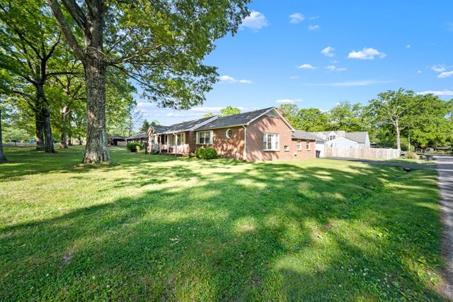 400 EDGEWOOD DRIVE, Tullahoma, TN 37388