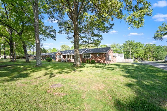 400 EDGEWOOD DRIVE, Tullahoma, TN 37388
