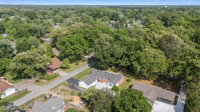 400 EDGEWOOD DRIVE, Tullahoma, TN 37388