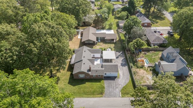 400 EDGEWOOD DRIVE, Tullahoma, TN 37388