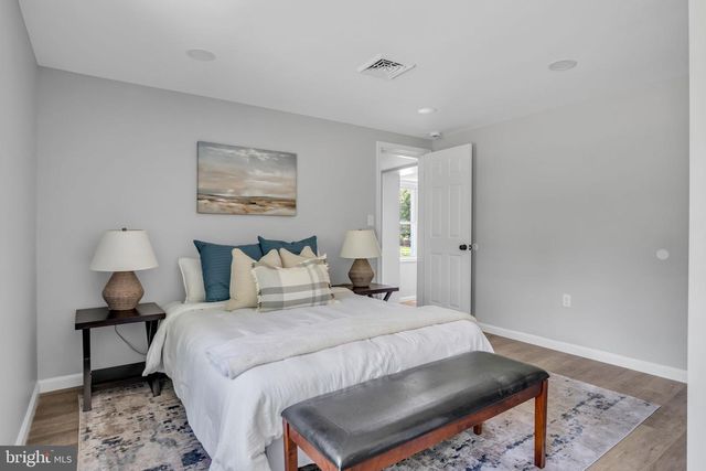 77 MOULSTOWN RD, Abbottstown, PA 17301