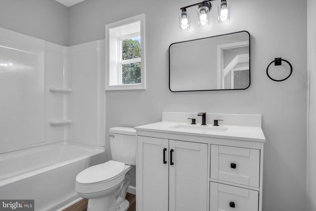 77 MOULSTOWN RD, Abbottstown, PA 17301