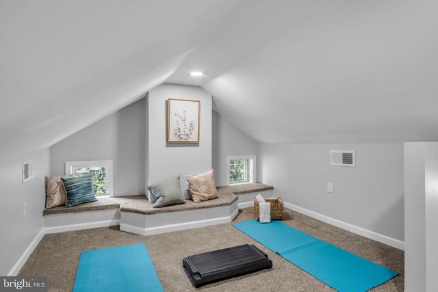 77 MOULSTOWN RD, Abbottstown, PA 17301