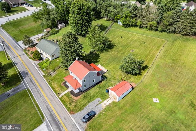 77 MOULSTOWN RD, Abbottstown, PA 17301