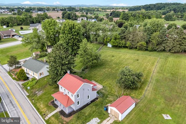77 MOULSTOWN RD, Abbottstown, PA 17301