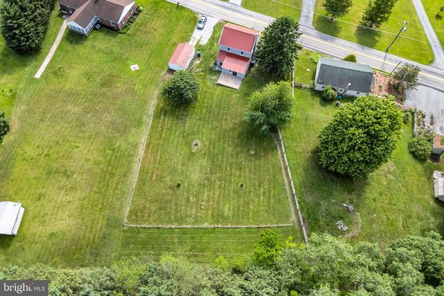 77 MOULSTOWN RD, Abbottstown, PA 17301