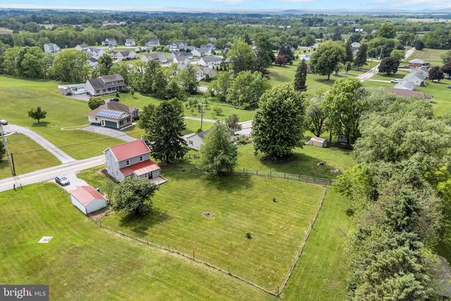 77 MOULSTOWN RD, Abbottstown, PA 17301