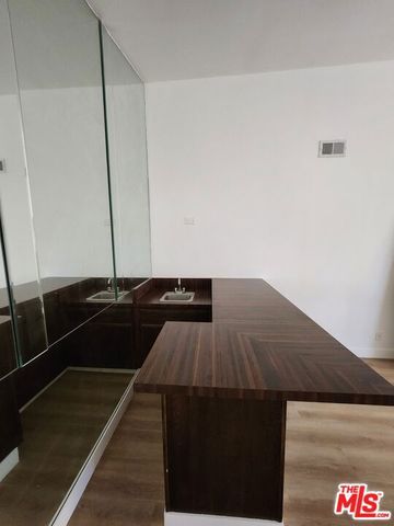 8 Aspen Way, Rolling Hills Estates, CA 90274