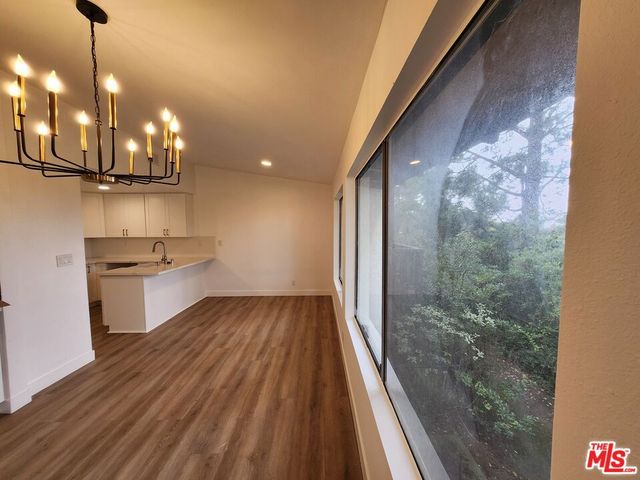 8 Aspen Way, Rolling Hills Estates, CA 90274