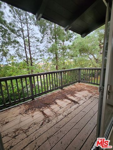 8 Aspen Way, Rolling Hills Estates, CA 90274