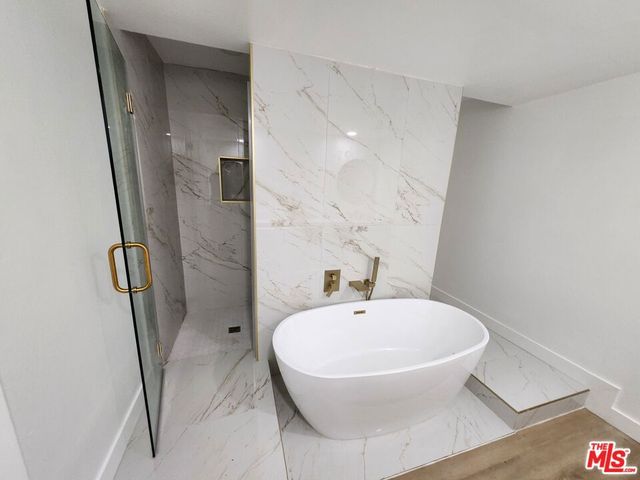 8 Aspen Way, Rolling Hills Estates, CA 90274