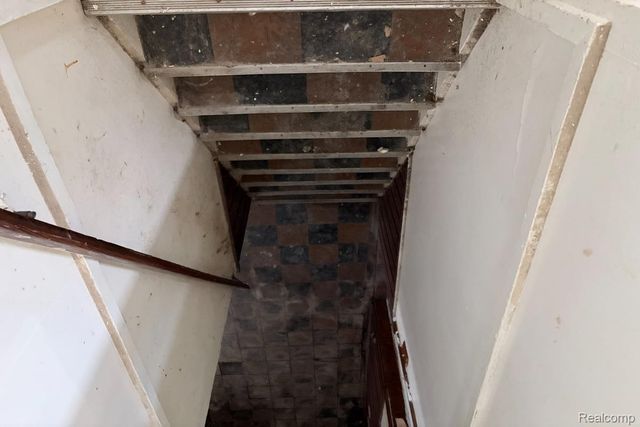 20300 Hickory Street, Detroit, MI 48205