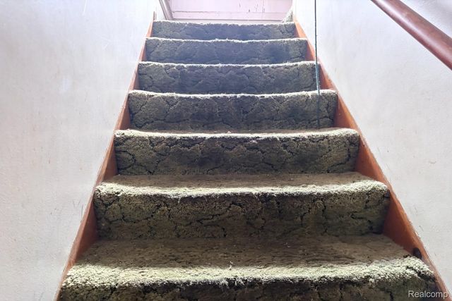 20300 Hickory Street, Detroit, MI 48205