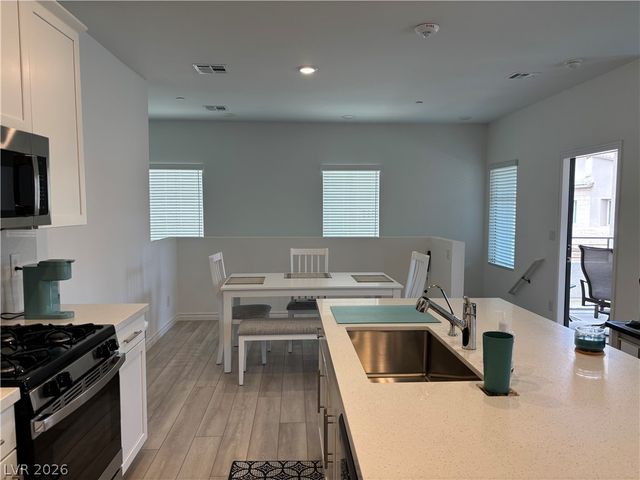 600 North Carriage Hill Drive 2169, Las Vegas, NV 89138