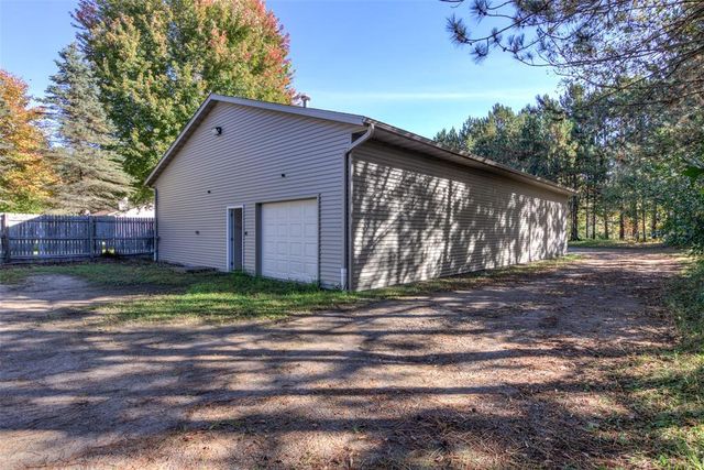 1900 60th Avenue, Eau Claire, WI 54703
