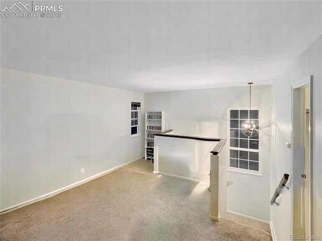 422 Cobblestone Dr, Colorado Springs, CO 80906