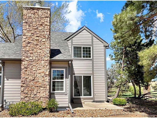 422 Cobblestone Dr, Colorado Springs, CO 80906