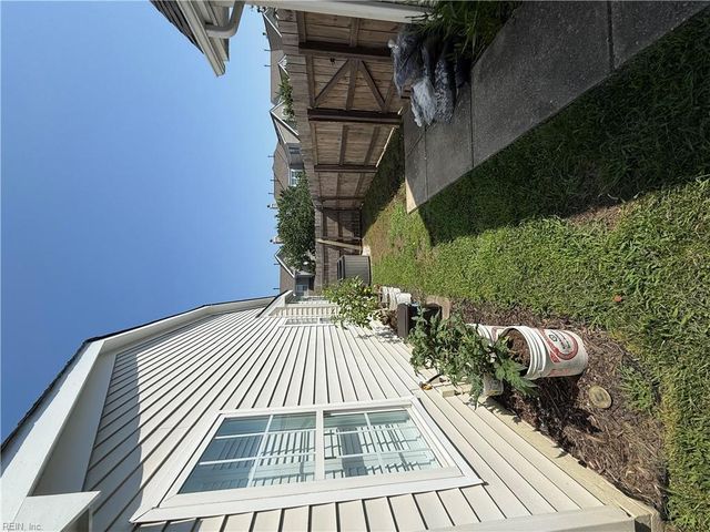 201 Crystal LN, Williamsburg, VA 23188