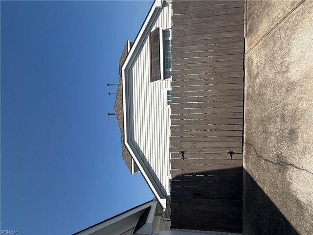 201 Crystal LN, Williamsburg, VA 23188