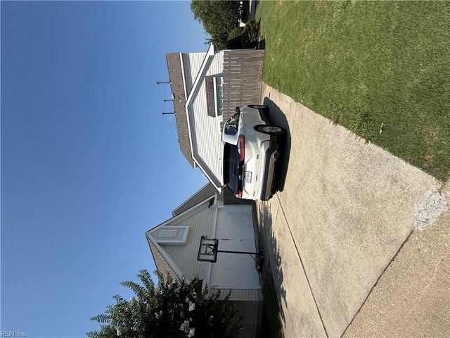 201 Crystal LN, Williamsburg, VA 23188