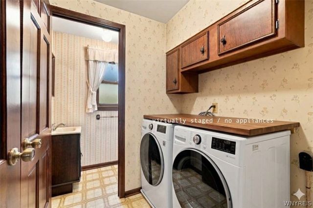 76 Janine Court, Cheektowaga, NY 14227