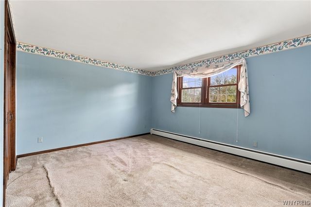 76 Janine Court, Cheektowaga, NY 14227