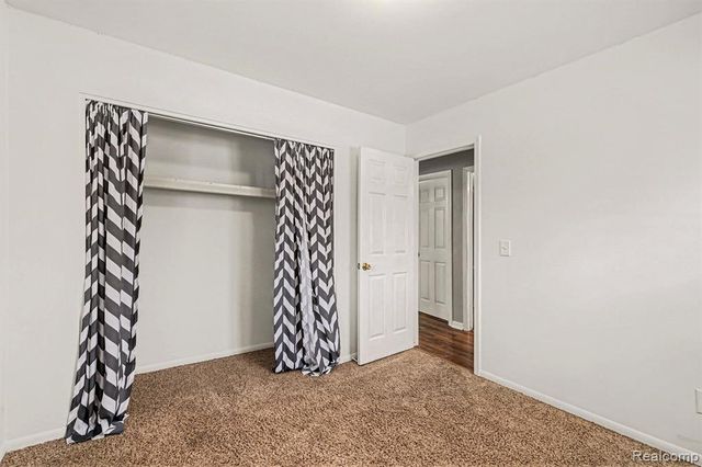 4362 Meadowlark Drive, Grand Blanc, MI 48439