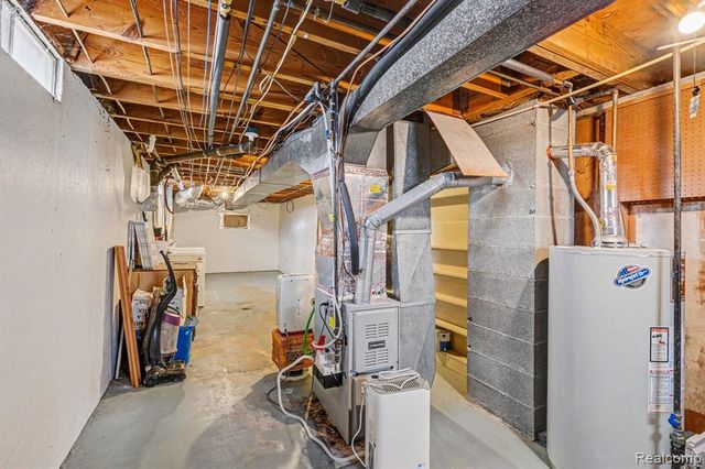 4362 Meadowlark Drive, Grand Blanc, MI 48439