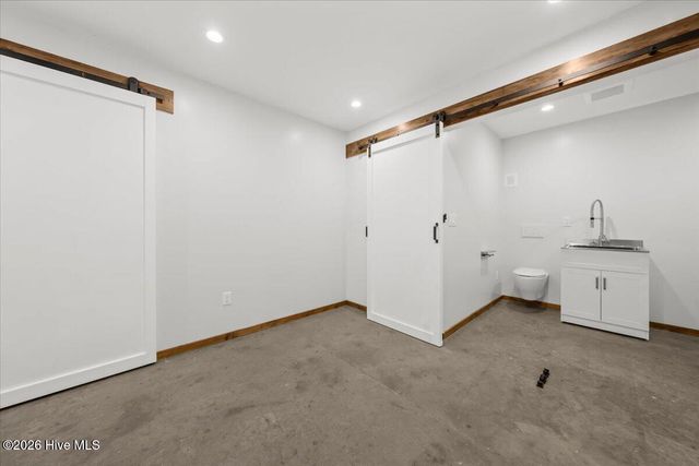 4335 Murdocksville Road, West End, NC 27376