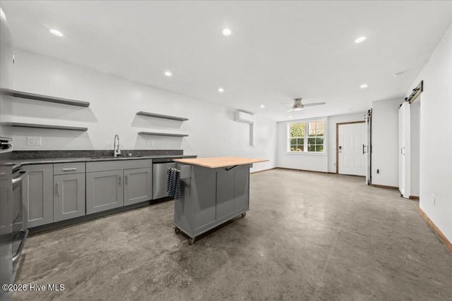 4335 Murdocksville Road, West End, NC 27376