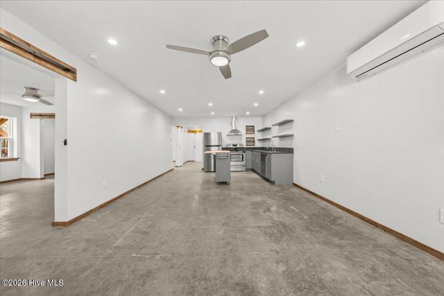 4335 Murdocksville Road, West End, NC 27376