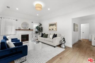 1343 Carmona Avenue, Los Angeles, CA 90019