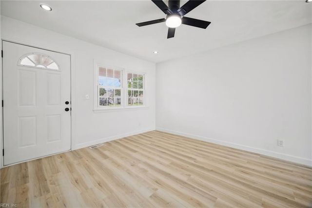5536 Macon CT, Norfolk, VA 23513