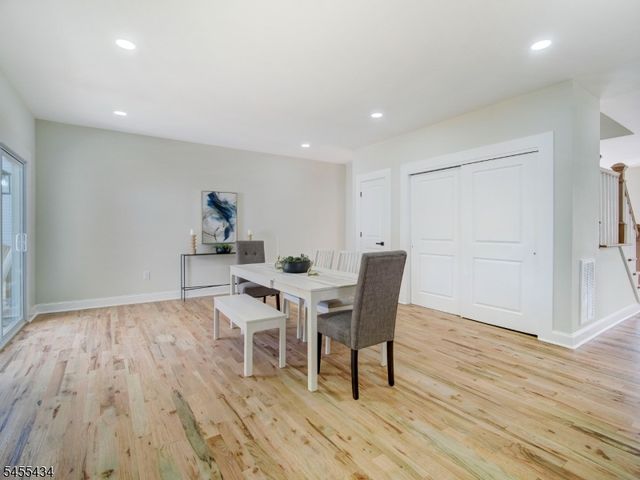314 Madison Hill Rd, Clark Twp., NJ 07066