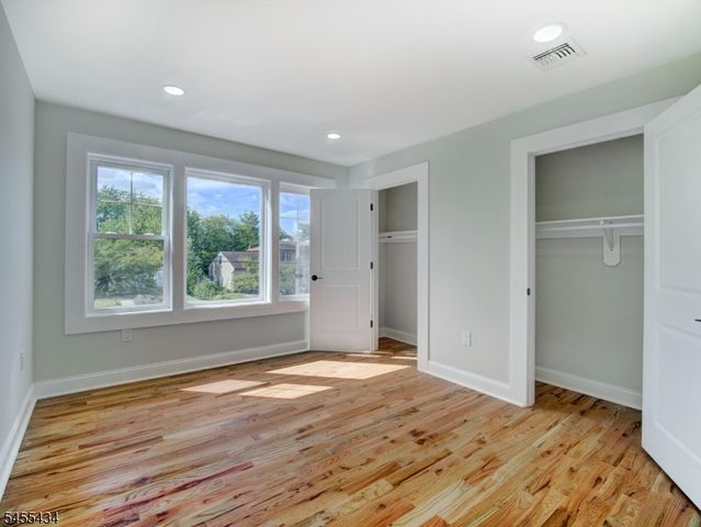 314 Madison Hill Rd, Clark Twp., NJ 07066