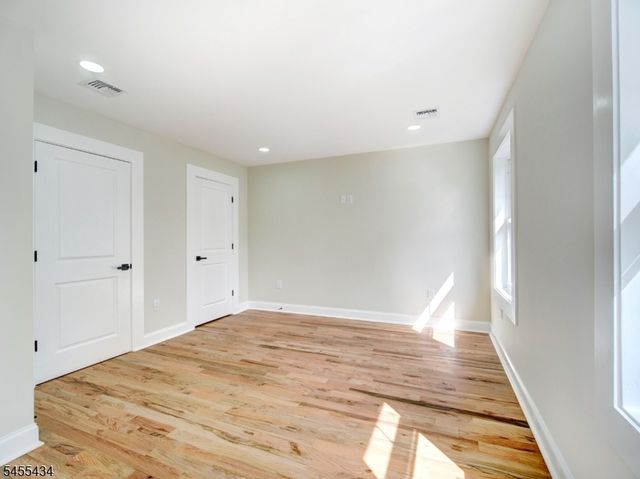 314 Madison Hill Rd, Clark Twp., NJ 07066