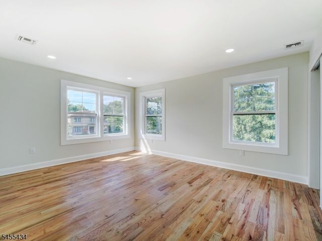 314 Madison Hill Rd, Clark Twp., NJ 07066