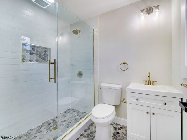 314 Madison Hill Rd, Clark Twp., NJ 07066