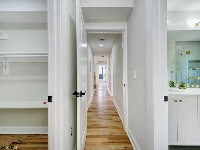 314 Madison Hill Rd, Clark Twp., NJ 07066