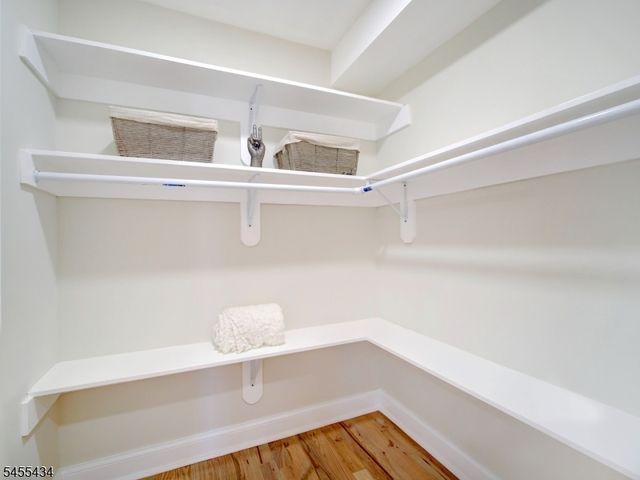 314 Madison Hill Rd, Clark Twp., NJ 07066