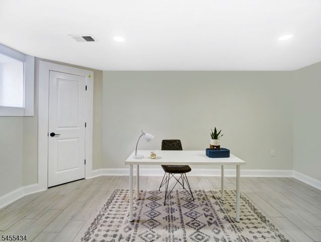 314 Madison Hill Rd, Clark Twp., NJ 07066